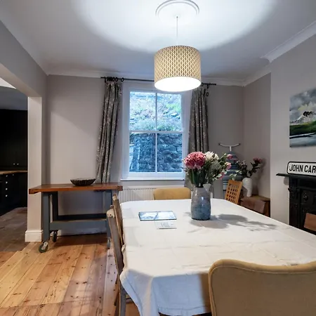 Graceful Period In 布里斯托