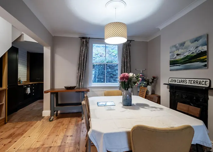 Graceful Period In بريستول